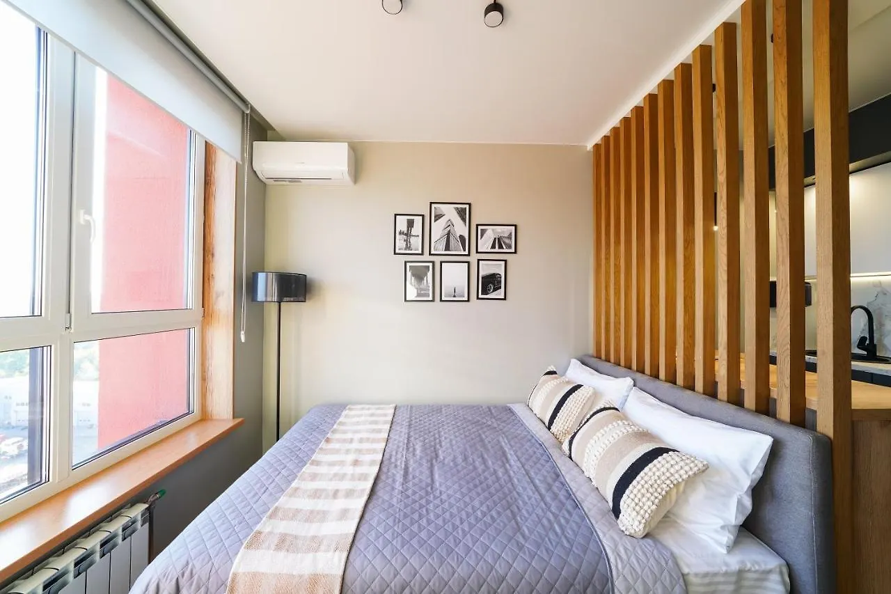 Apartment Myfreedom Апартаменти Метро Почайна, Оболонь Kyiv