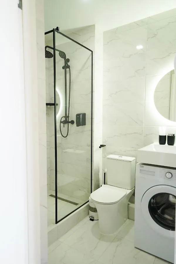Apartment Myfreedom Апартаменти Метро Почайна, Оболонь Kyiv